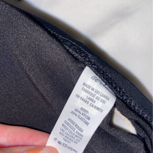 Aerie Triangle String Bikini Top 🖤 - Picture 5 of 5